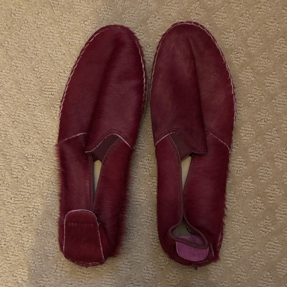 Free People Burgundy Fur Slip-On Shoes Sz 38. 8